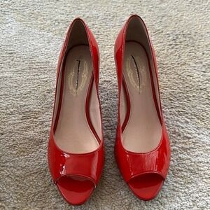 Elie Tahari Pantent Leather Peep Toe Heels